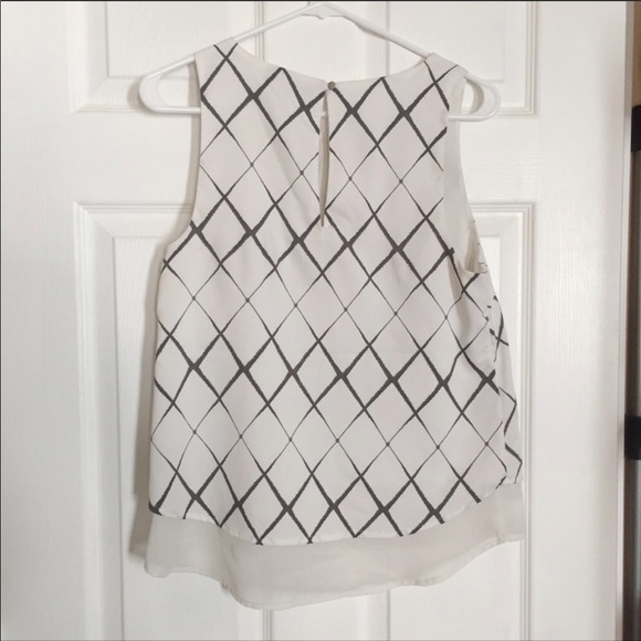 Banana Republic White and Navy Blouse - Picture 3 of 3